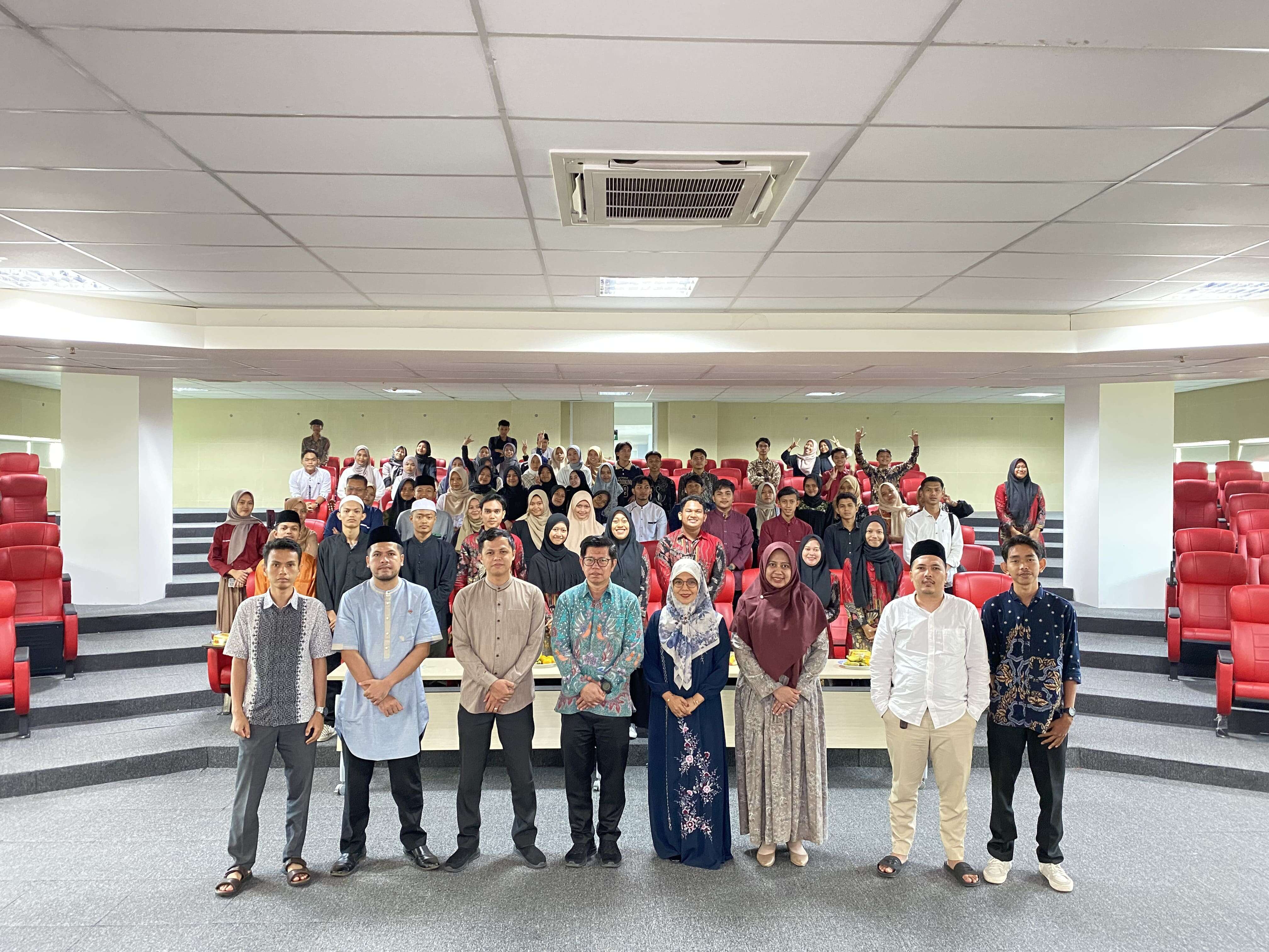 MAULID NABI 1445H